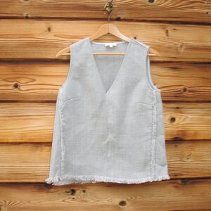 Ann Mashburn Linen V Neck Sleeveless Top